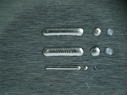 <a href='http://www.pwb3688.com/product/3.htm' class='text_a'>模具激光焊機</a>修復鏡面模具效果